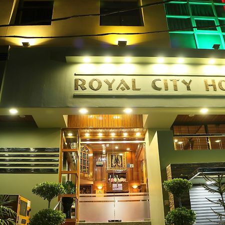 Royal City Hotel Mandalay Esterno foto