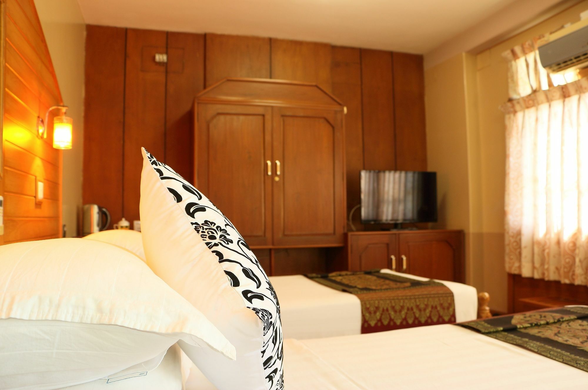 Royal City Hotel Mandalay Esterno foto