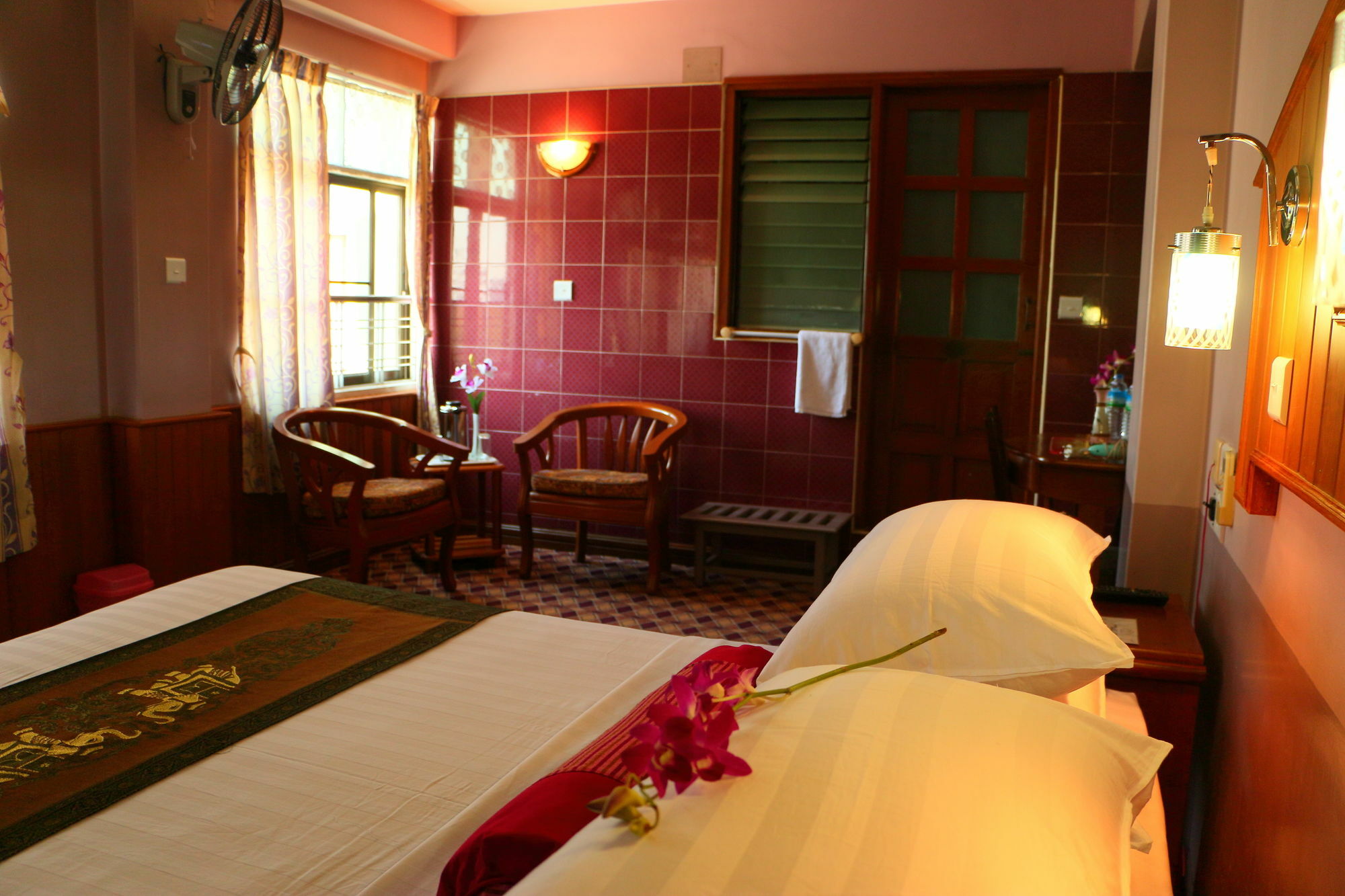 Royal City Hotel Mandalay Esterno foto