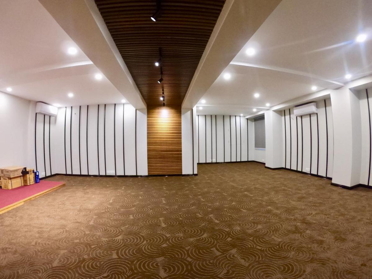 Royal City Hotel Mandalay Esterno foto